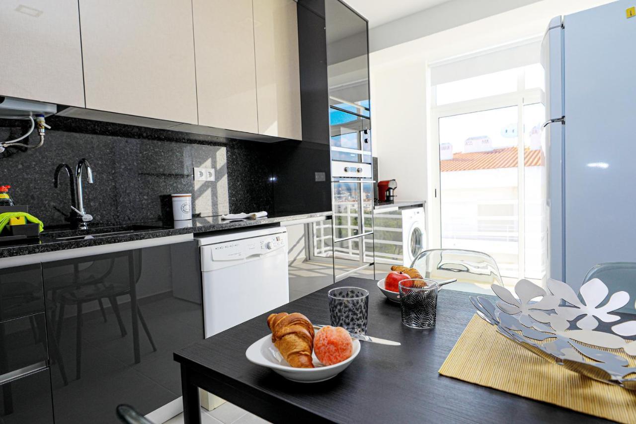 C23 - Parkway Entrance Apartment In Lagos Eksteriør bilde